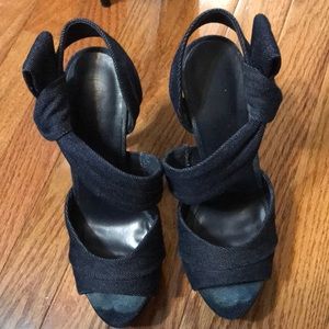 Dark blue jeans high heels 👠